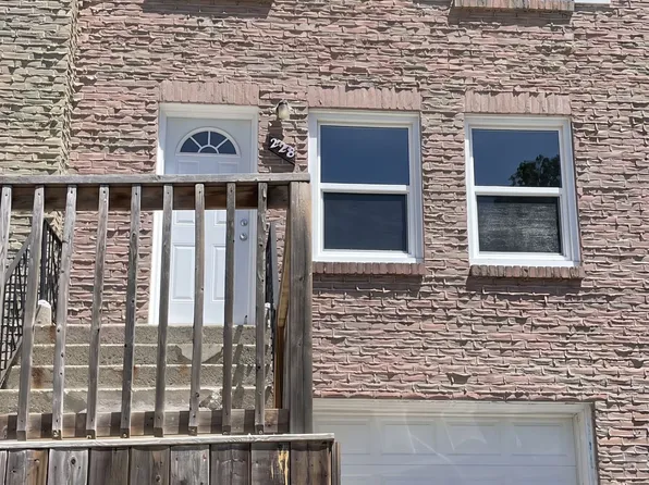 228 Westcourt Pl, Waterloo, ON N2L 2R7