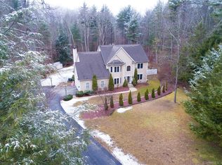 24 Olde Meadow Rd, Woodstock, CT 06281