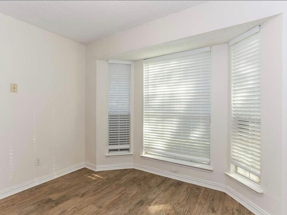 1st image of 1018 Silver Spruce Dr