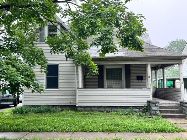 620 E Noleman St, Centralia, IL 62801