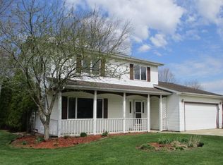 99 N Aspen Dr, Cortland, IL 60112