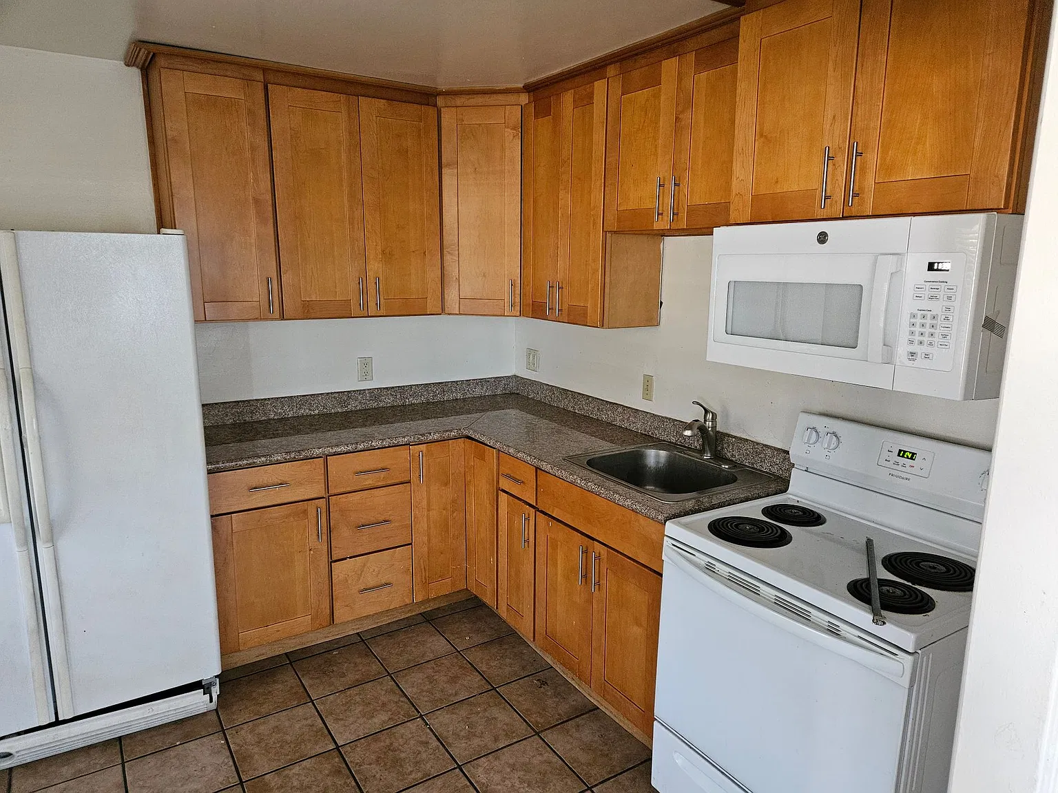 4012 Monte E Vista Ave — Photo 3