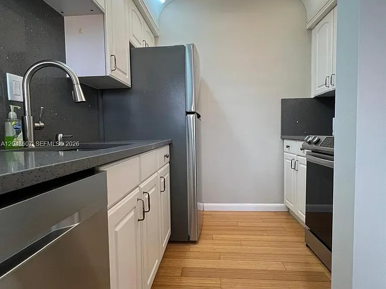 1300 N 17th Ave #205 — Photo 7