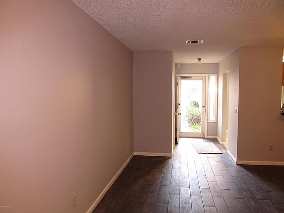 4th image of 3573 Rain Forest Dr W