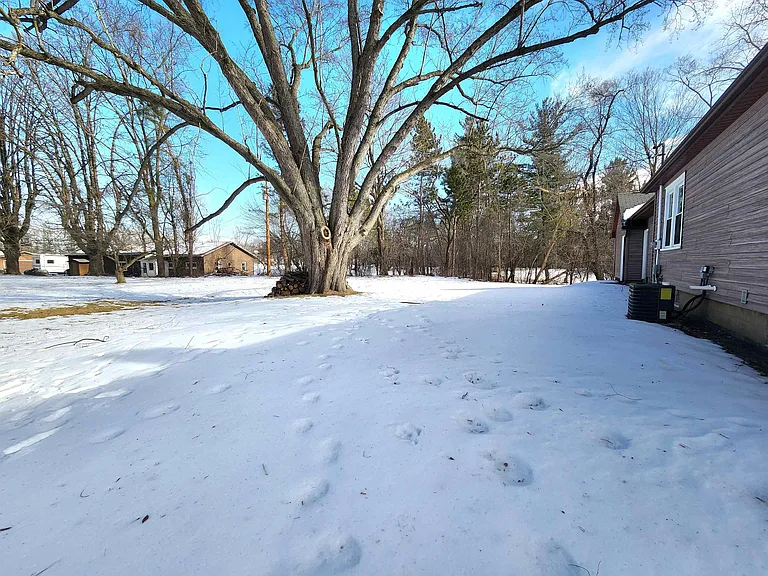 4449 S Saginaw Rd — Photo 11