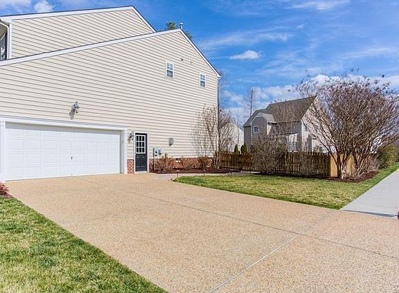 3rd image of 7208 Six Pound Ln