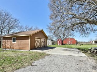 13319 Schmidt Rd, Waller, TX 77484