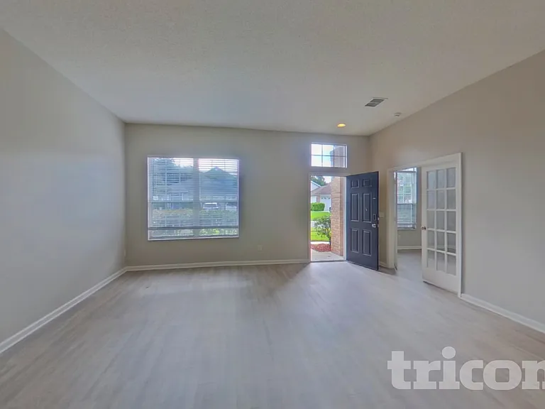 3264 Abbeyfield Dr E — Photo 16