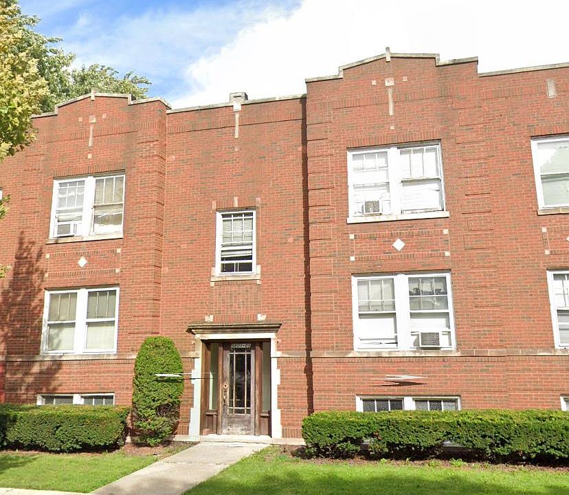 1st image of 5805 S Whipple St #2