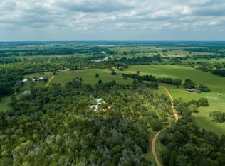 103 Affeld Ln, Smithville, TX 78957