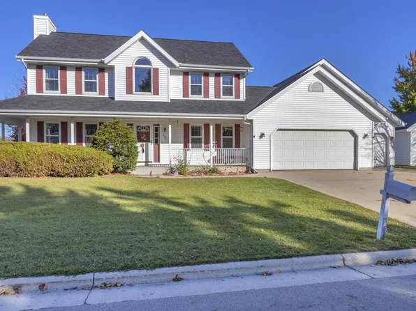 401 Crestwood DRIVE, Elkhart Lake, WI 53020