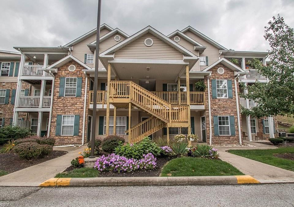1st image of 14930 Lenox Dr #530