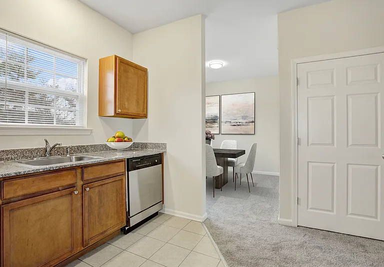 Green Hill Luxury Rentals — Photo 13