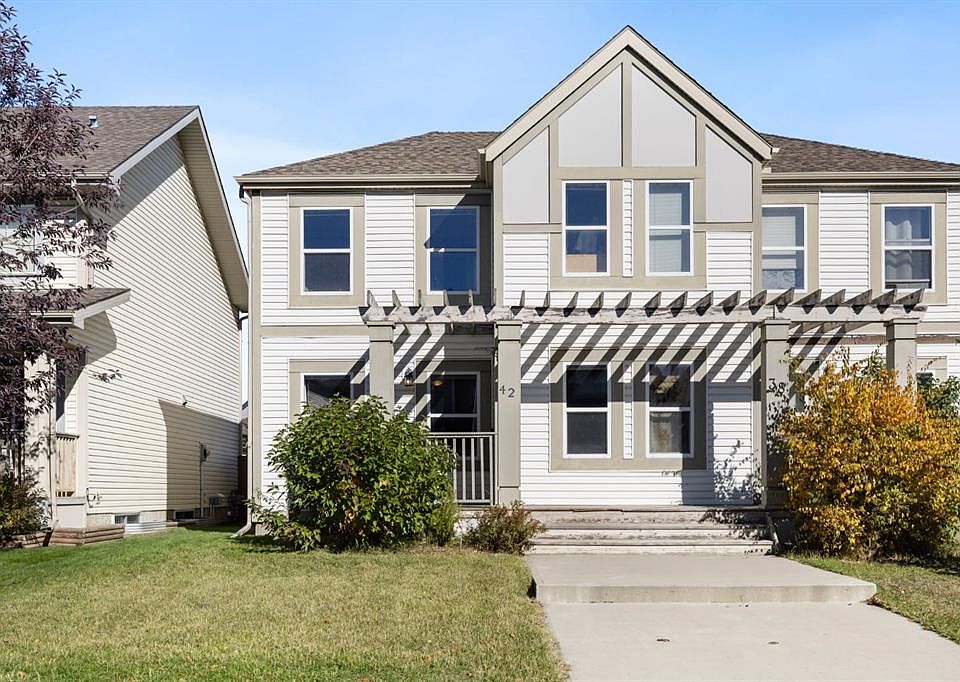 1st image of 42 S Copperpond Pl SE