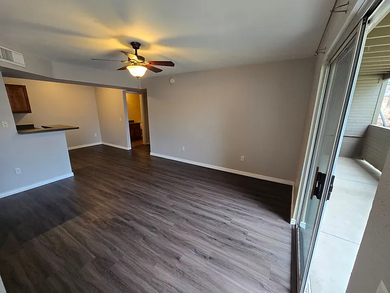 1385 W University Ave #12-195 — Photo 4