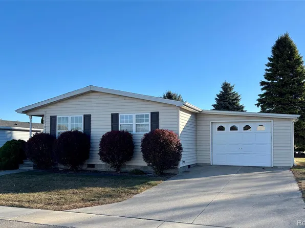 4333 24th Ave Lot 187, Fort Gratiot, MI 48059