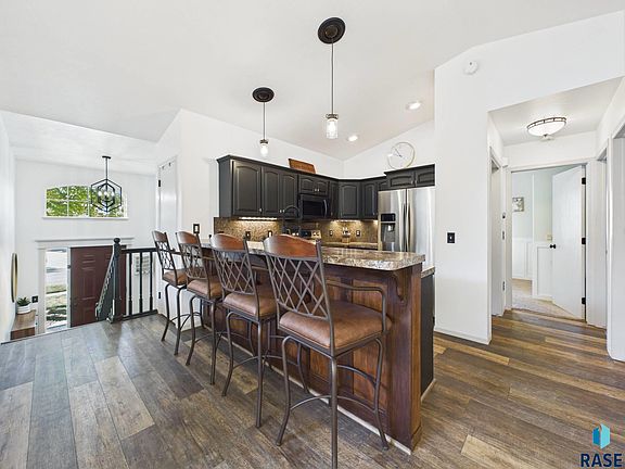 4th image of 7016 W 50th St