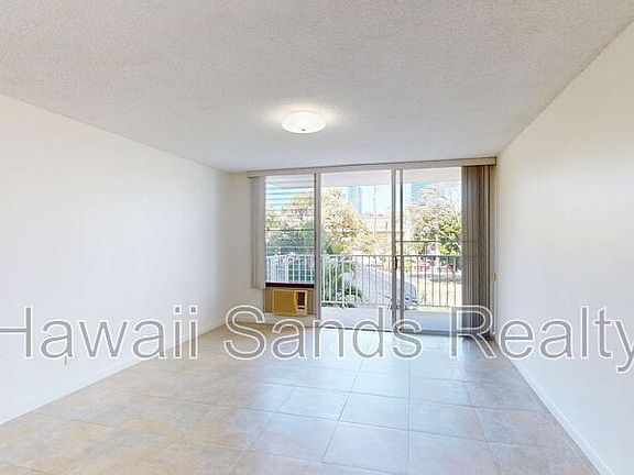 4th image of 2015 Lime St APT 205