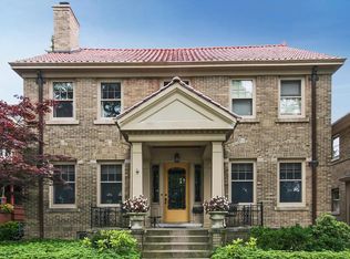 2619 E Newberry Blvd, Milwaukee, WI 53211