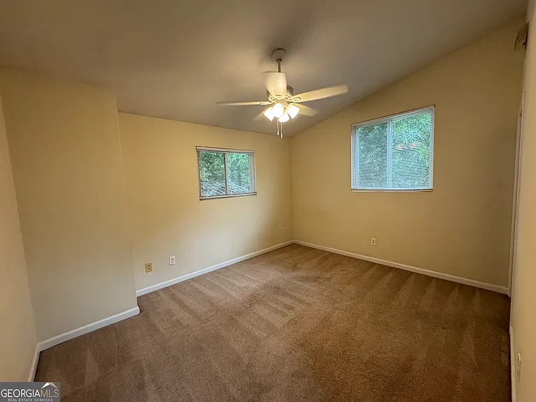 283 Athens Ave — Photo 9