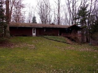 170 Colonial Dr, Somerset, PA 15501