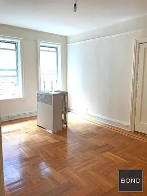 Rented by Bond New York | media 4