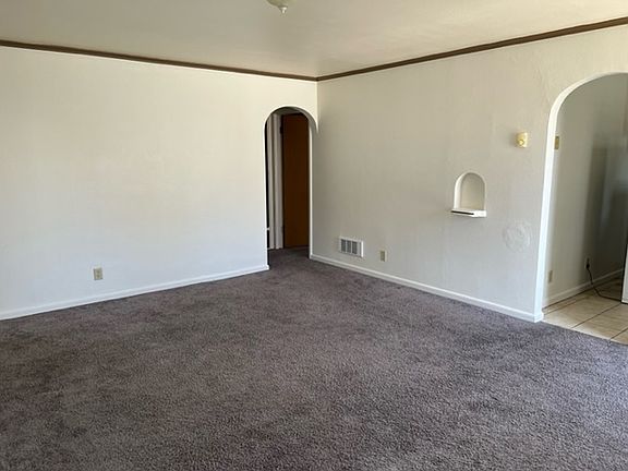 3rd image of 438 S Kimball St #1