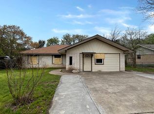 2311 Trails End, Kerrville, TX 78028