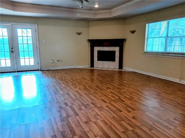 415 Oaklawn Dr — Photo 4