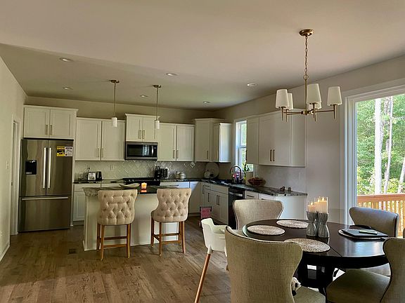 3rd image of 12907 Craftsbury Mews
