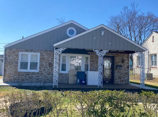 18 Norman St, Aston, PA 19014