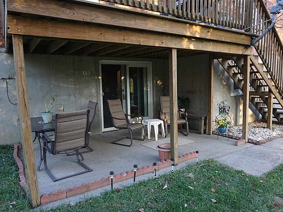 5th image of 8211 N Dilcrest Cir