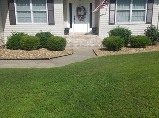 101 Woodrow St, Eddyville, KY 42038
