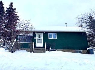 8301 S Poplar Dr, Grande Prairie, AB T8V 5P4