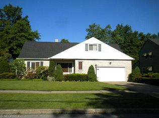 842 Quilliams Rd, Cleveland, OH 44121