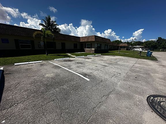 2nd image of 1921 NW 14th Ave APT C