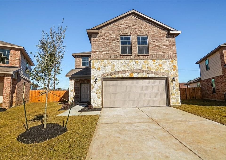 1st image of 2403 Ottaway Pl