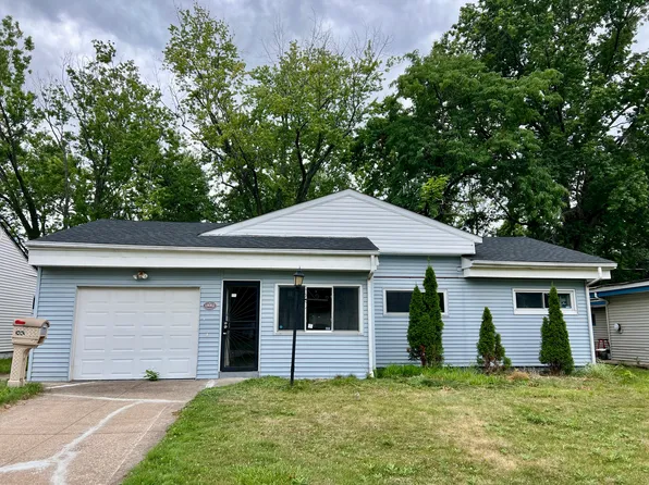 18062 Blandford Rd, Cleveland, OH 44121