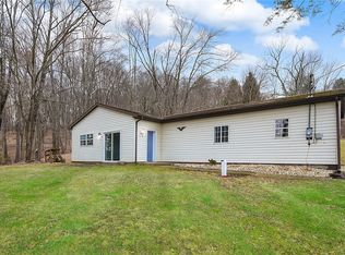 1111 Mars Evans City Rd, Mars, PA 16046