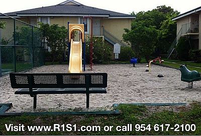 4th image of 4002 NW 87th Ave