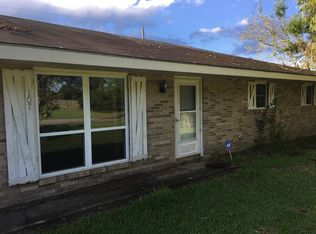 107 Lucky St, Plattenville, LA 70393