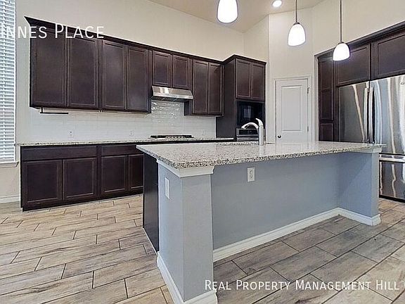 2nd image of 9772 Innes Pl