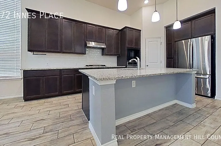 9772 Innes Pl — Photo 2