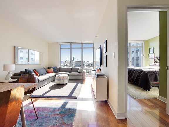 5th image of 2 Northside Piers APT 10B