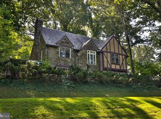 223 Meetinghouse Rd, Jenkintown, PA 19046