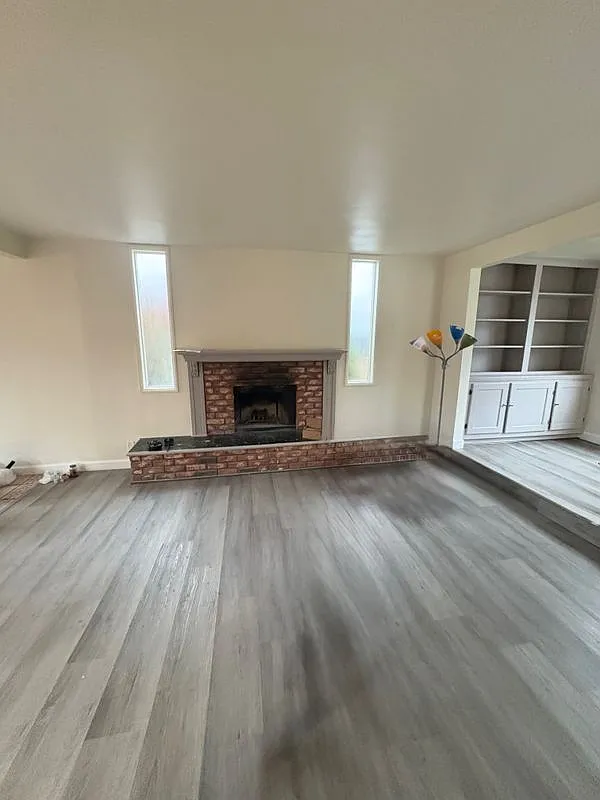 3 bed, 2.0 bath, 1284 sqft, $3,500 — Photo 2