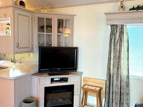 3rd image of 11207 S Maria Rosa Dr #124