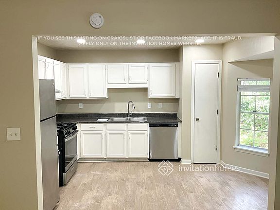 5th image of 1333 Regal Heights Dr