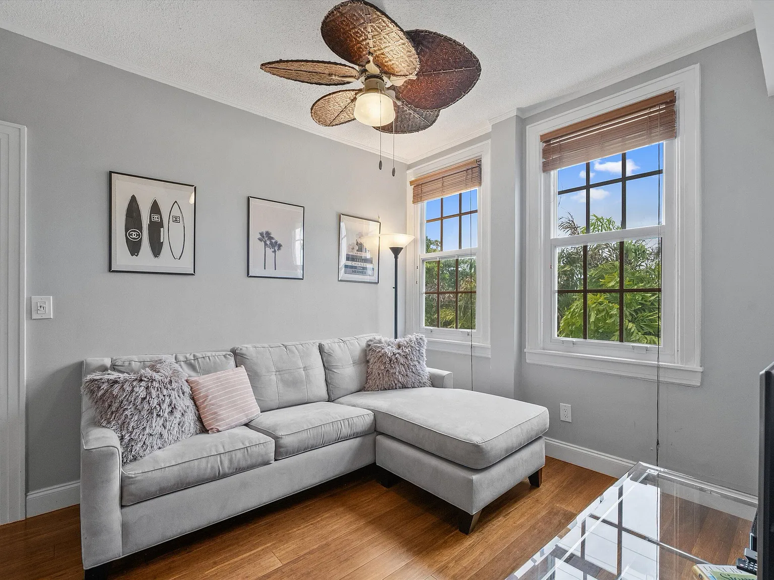 2 bed, 2.0 bath, 561 sqft, $5,500 — Photo 2