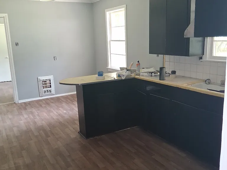 3333 Byron St — Photo 5